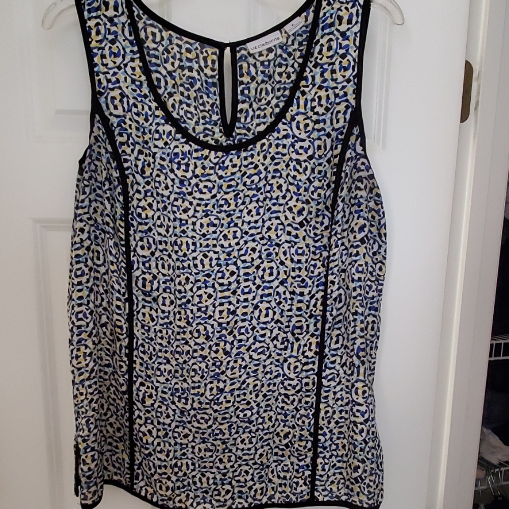 Sleeveless blouse